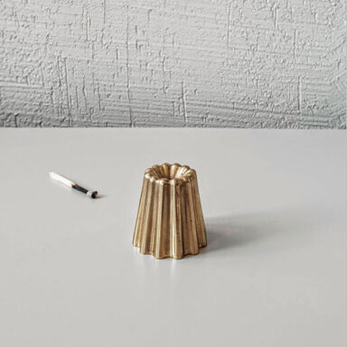 candle holder shiny brass