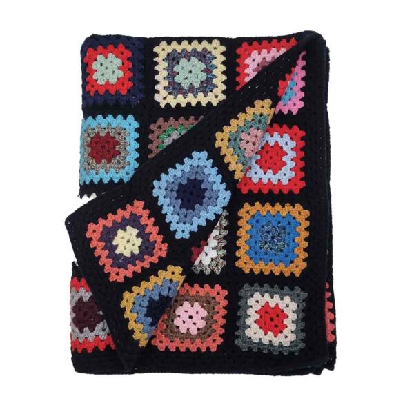 Hæklet uldtæppe oldemors firkanter sort, hæklet uldtæppe, hæklet tæppe oldemorfirkanter