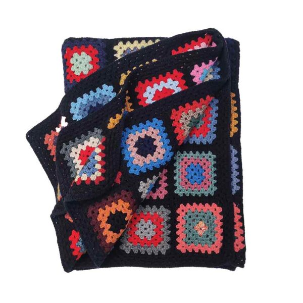 Hæklet uldtæppe oldemors firkanter sort, hæklet uldtæppe, hæklet tæppe oldemorfirkanter